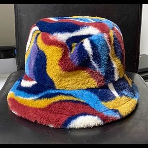 SHEIN Multicolored Fluffy Bucket Hat